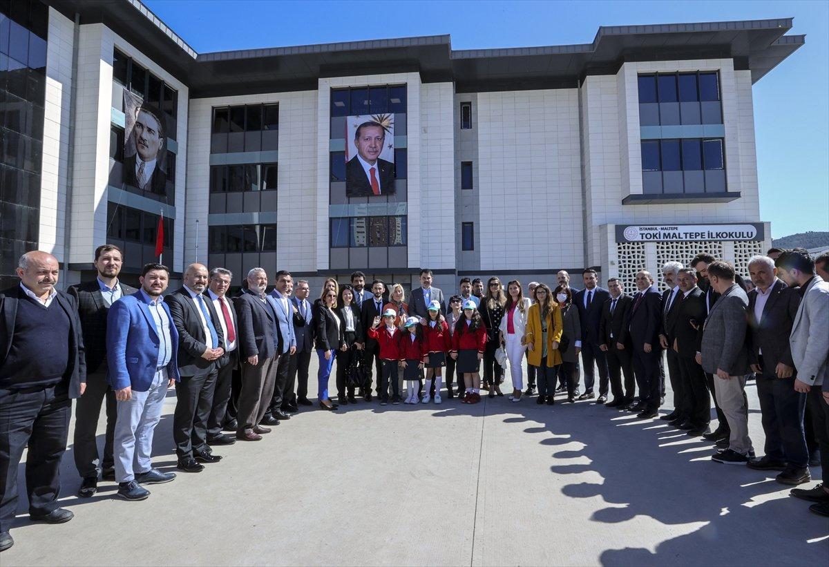 Murat Kurum, atık toplayıcılarıyla ilgili düzenlemeyi değerlendirdi