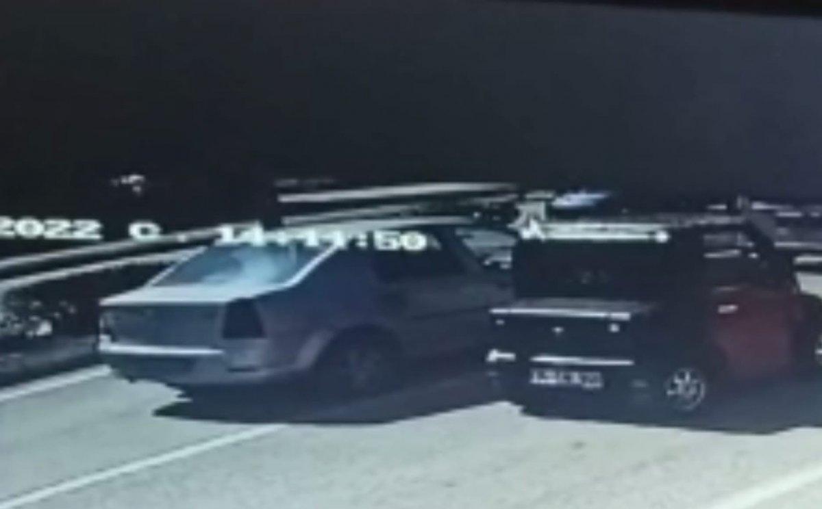 Bursa'daki aday sürücü, motosiklete çarptı: Baba ve kızı yaraladı