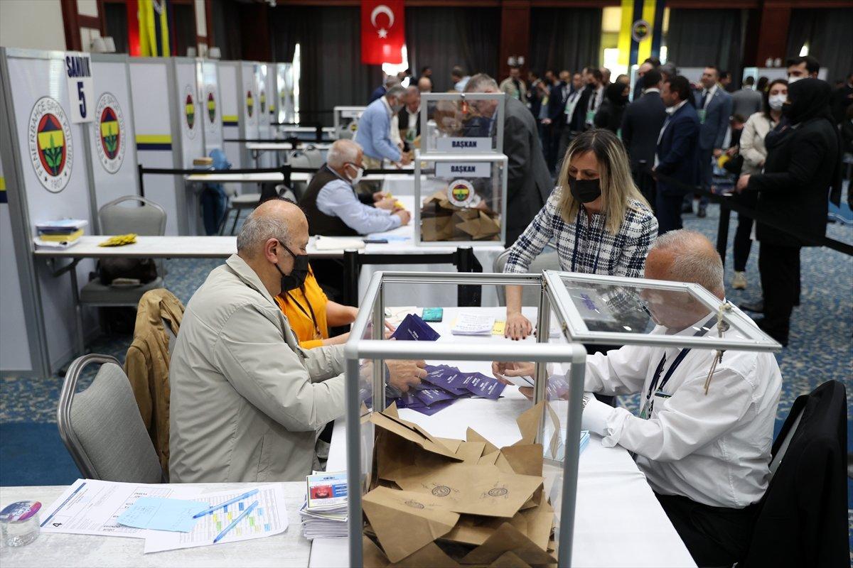 Uğur Dündar Fenerbahçe Divan Kurulu Başkanı oldu