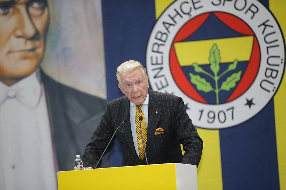 Uğur Dündar: Vefa Bey soyadı gibi küçülüyor