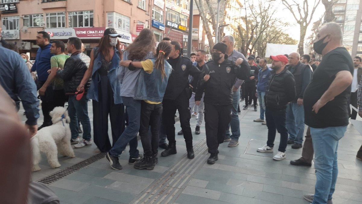 Kocaeli'de 'Ramazan ayında alkol içemezsiniz' kavgası