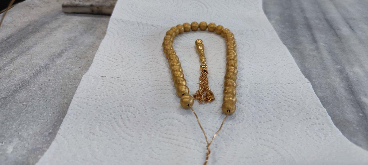 Kahramanmaraş’ta 400 bin liraya altın tespih yaptırdılar