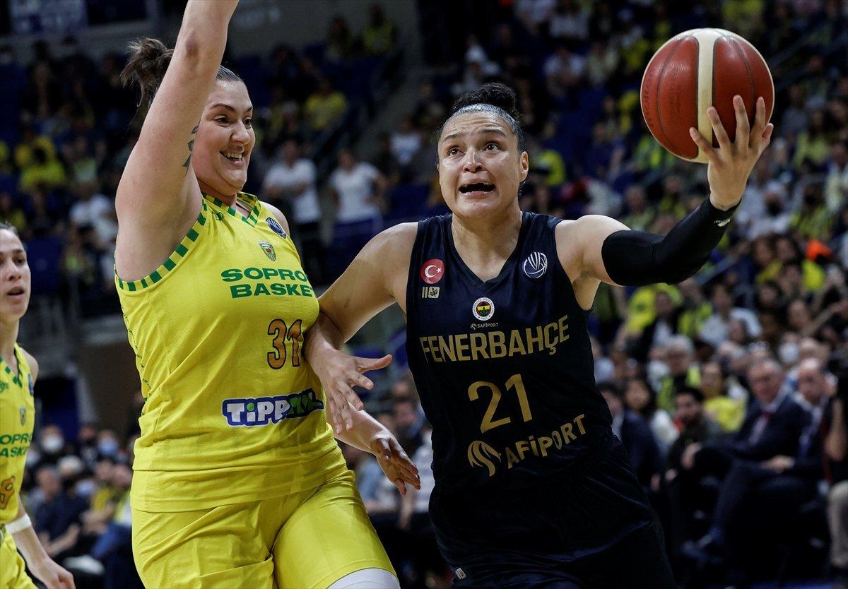 Kadınlar Euroleague'de Fenerbahçe ikinci oldu