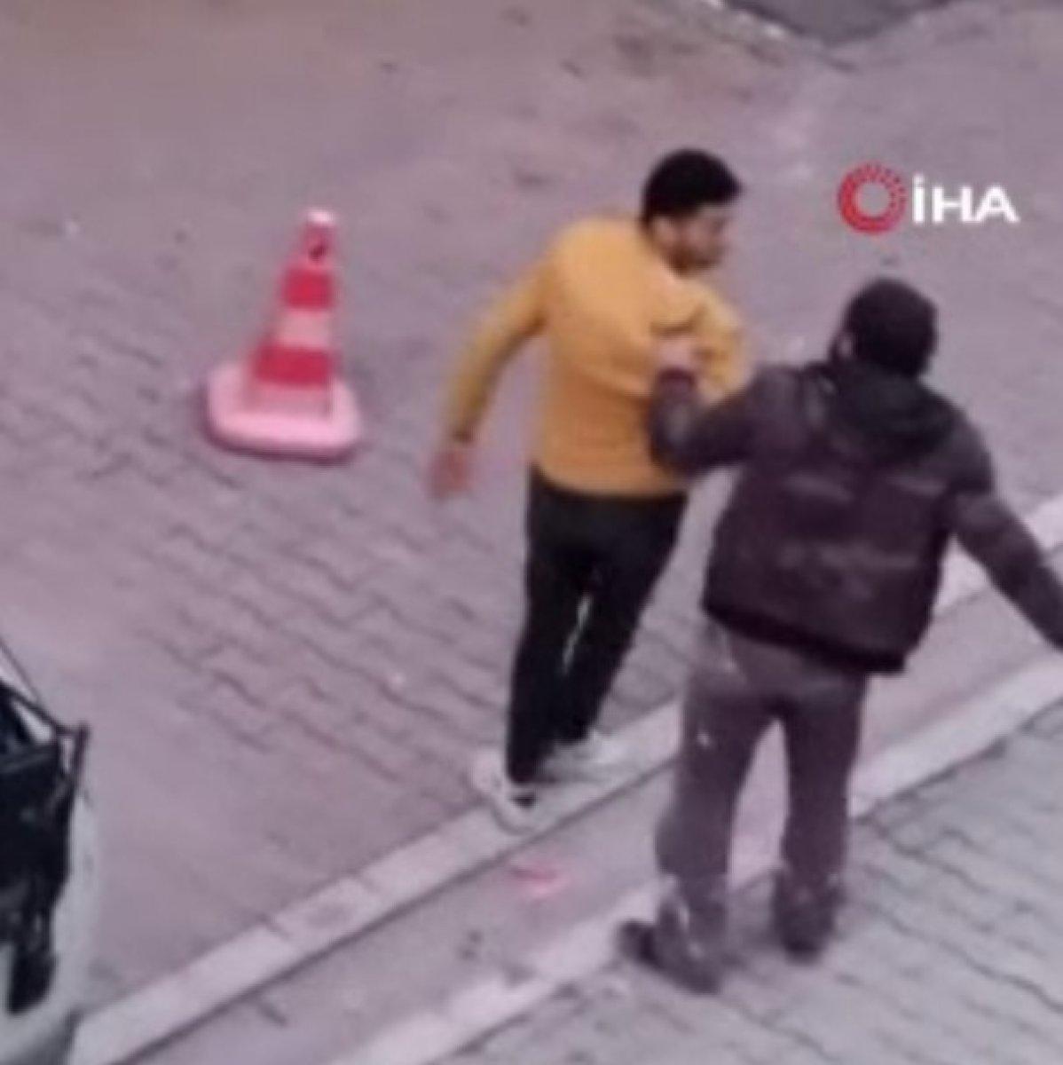 Esenyurt’ta madde bağımlısı korku yarattı