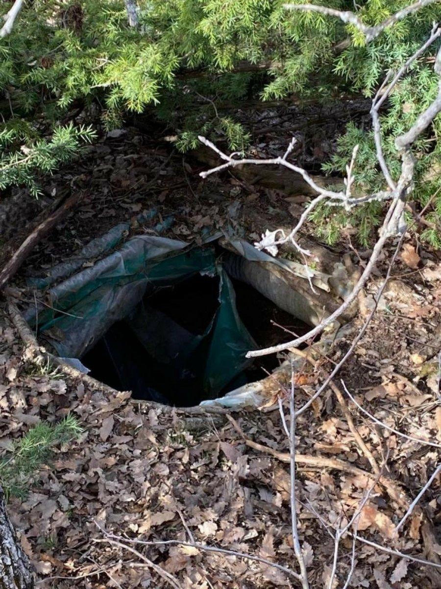 Bingöl'de teröristlerin 6 odalı sığınağı bulundu