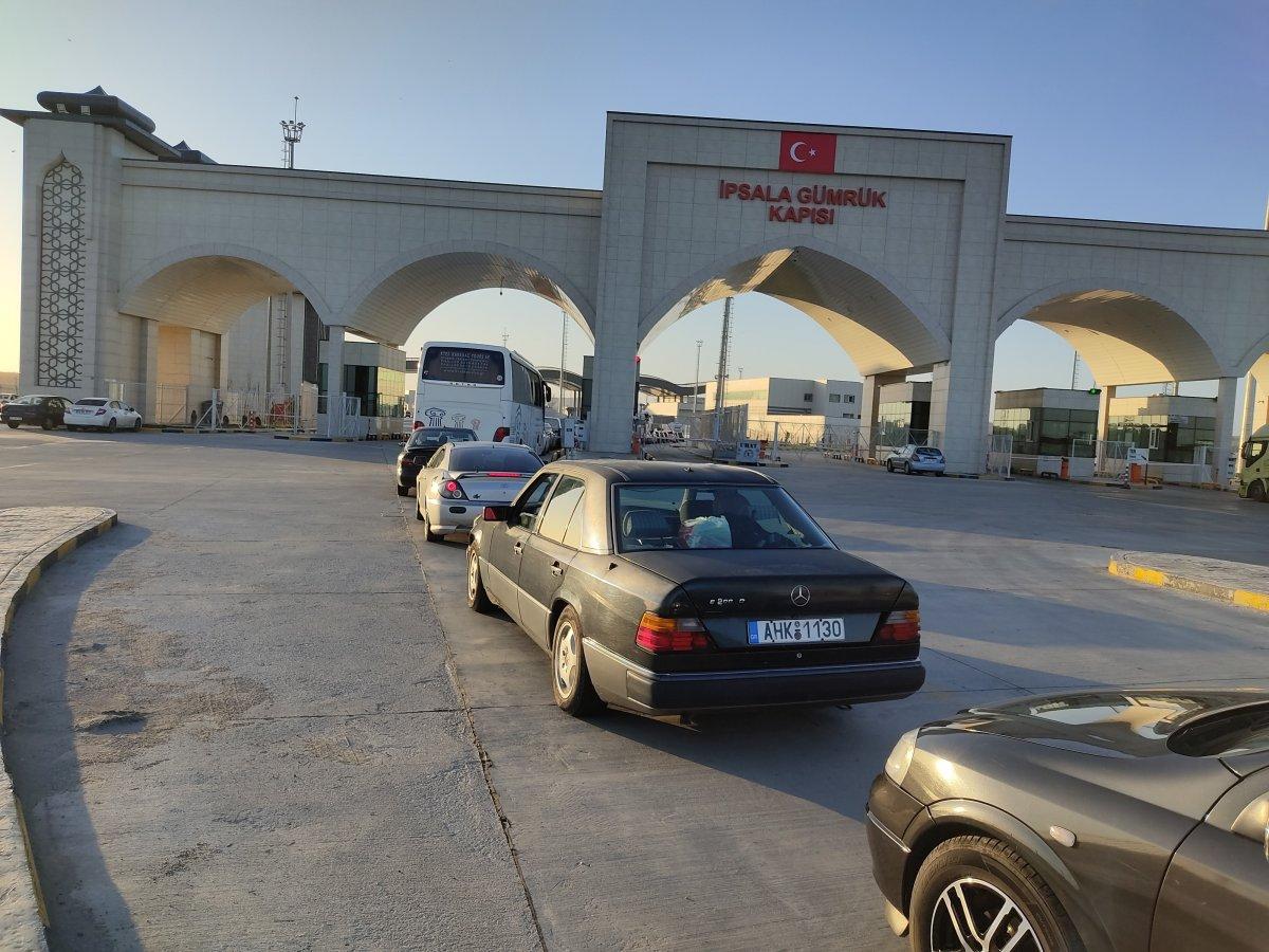 İpsala’da Yunan kuyruğu