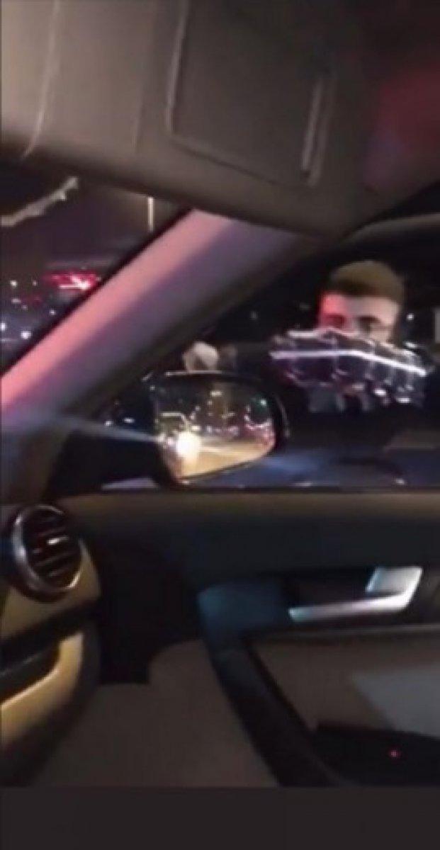 Demet Akalın, kadın sürücünün aynasını kıran şahsa tepki gösterdi