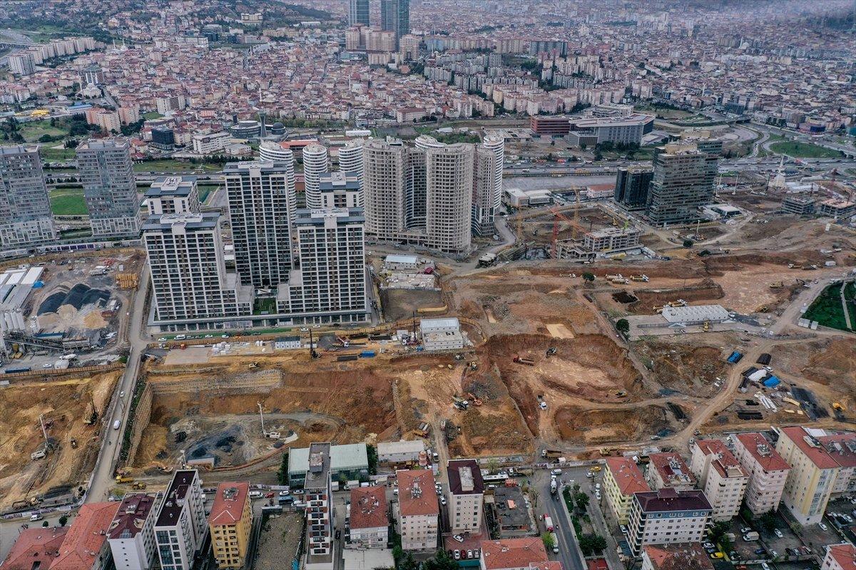 Fikirtepe'de kentsel dönüşüm çalışmaları devam ediyor