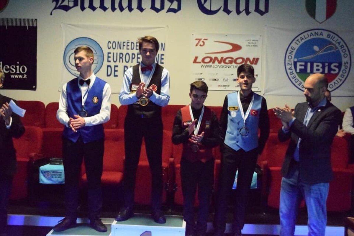 Yüzme, judo, kürek ve bilardoda genç millilerden madalya yağmuru