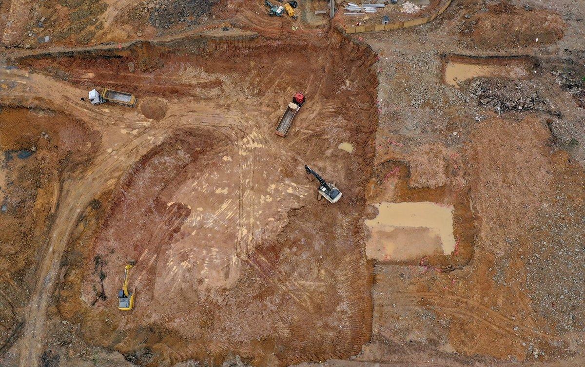 Fikirtepe'de kentsel dönüşüm çalışmaları devam ediyor