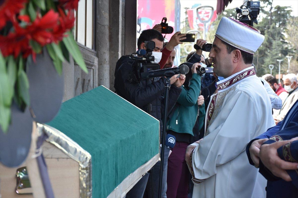 Uğurcan Çakır’ın dedesi son yolculuğuna uğurlandı