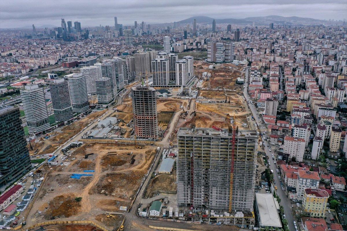 Fikirtepe'de kentsel dönüşüm çalışmaları devam ediyor