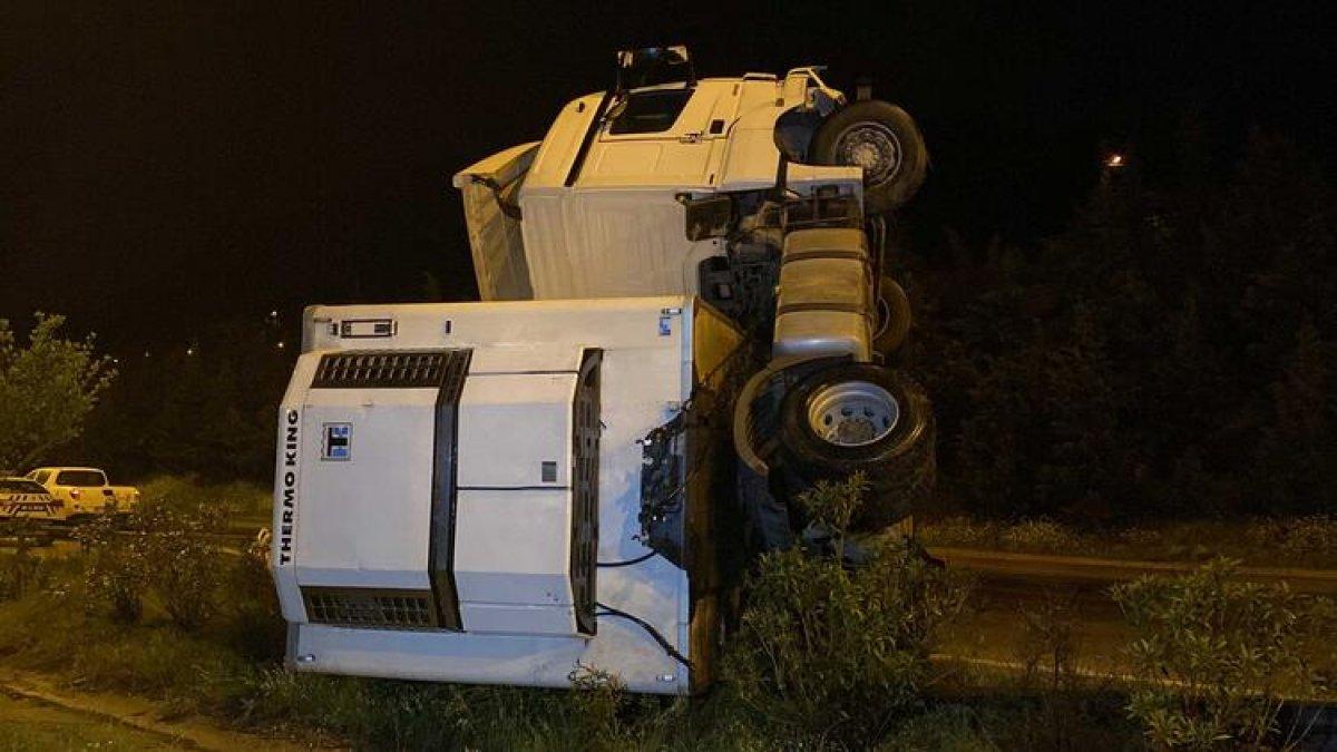Osmaniye'de zincirleme kaza: 3'ü polis 5 yaralı