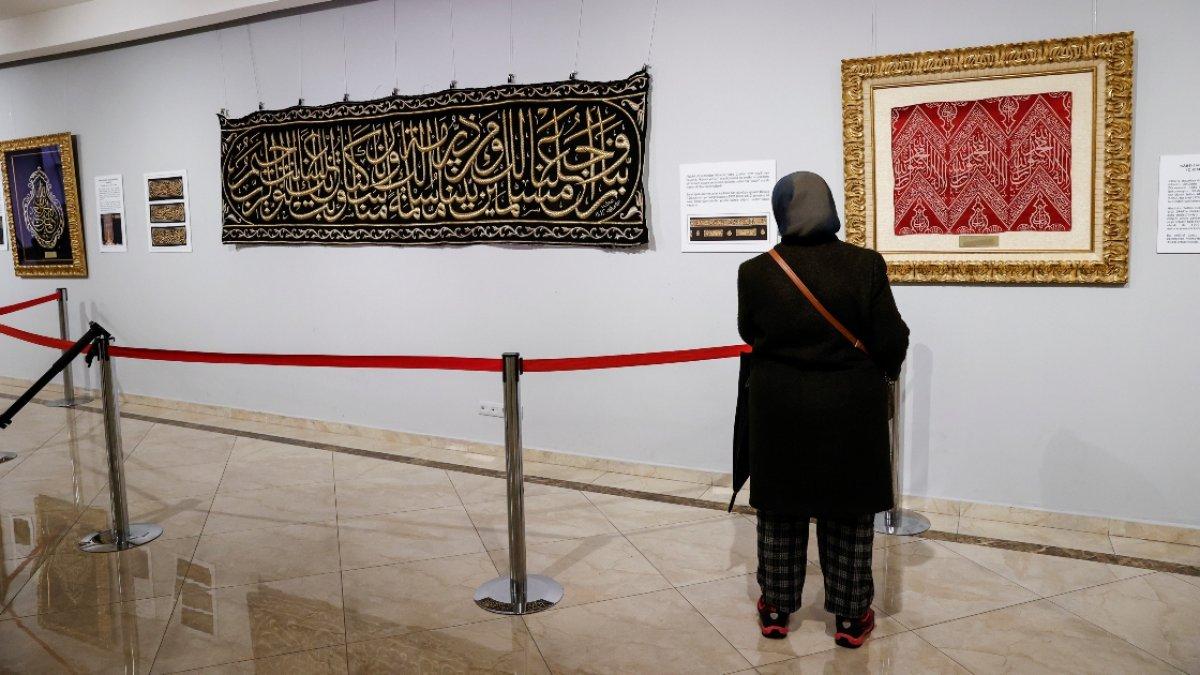 Mukaddes yolculuğun hatıraları ve Kabe örtüleri Esenler'de sergileniyor
