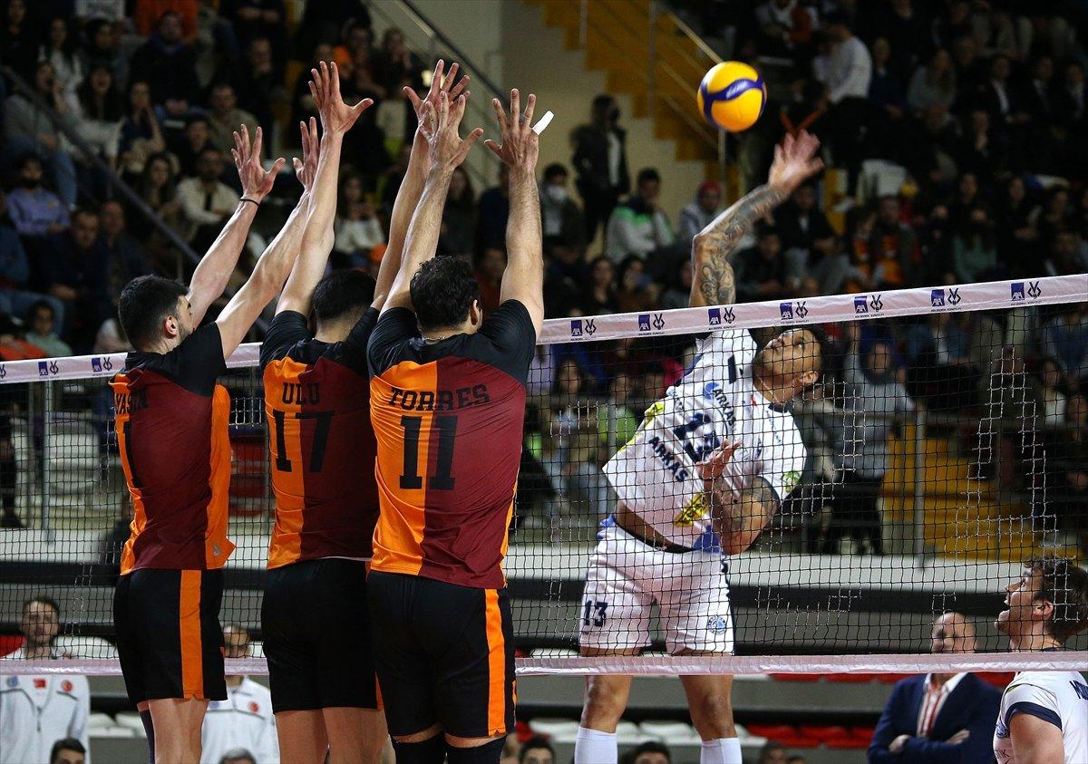 Kupa Voley'de Galatasaray'ı yenen Arkas Spor şampiyon
