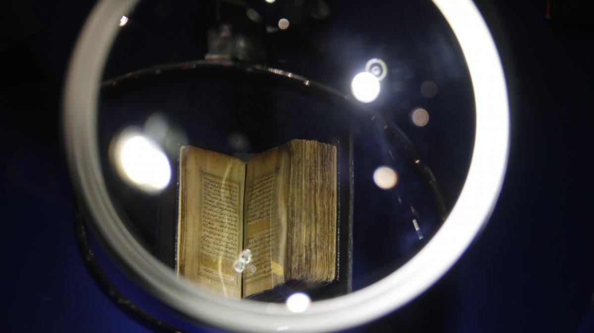 Atatürk Kültür Merkezi'nde 70'ten fazla el yazması Kur'an