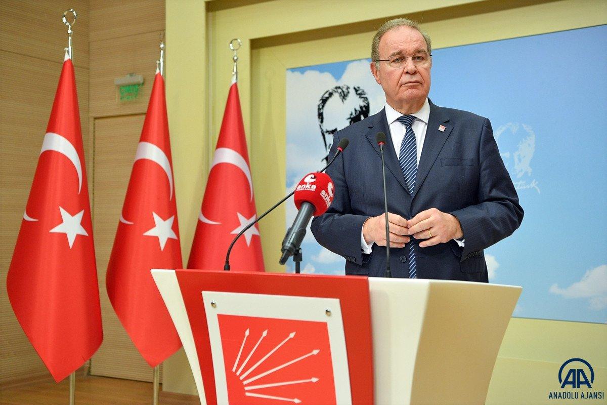 Faik Öztrak'tan büyük gaf