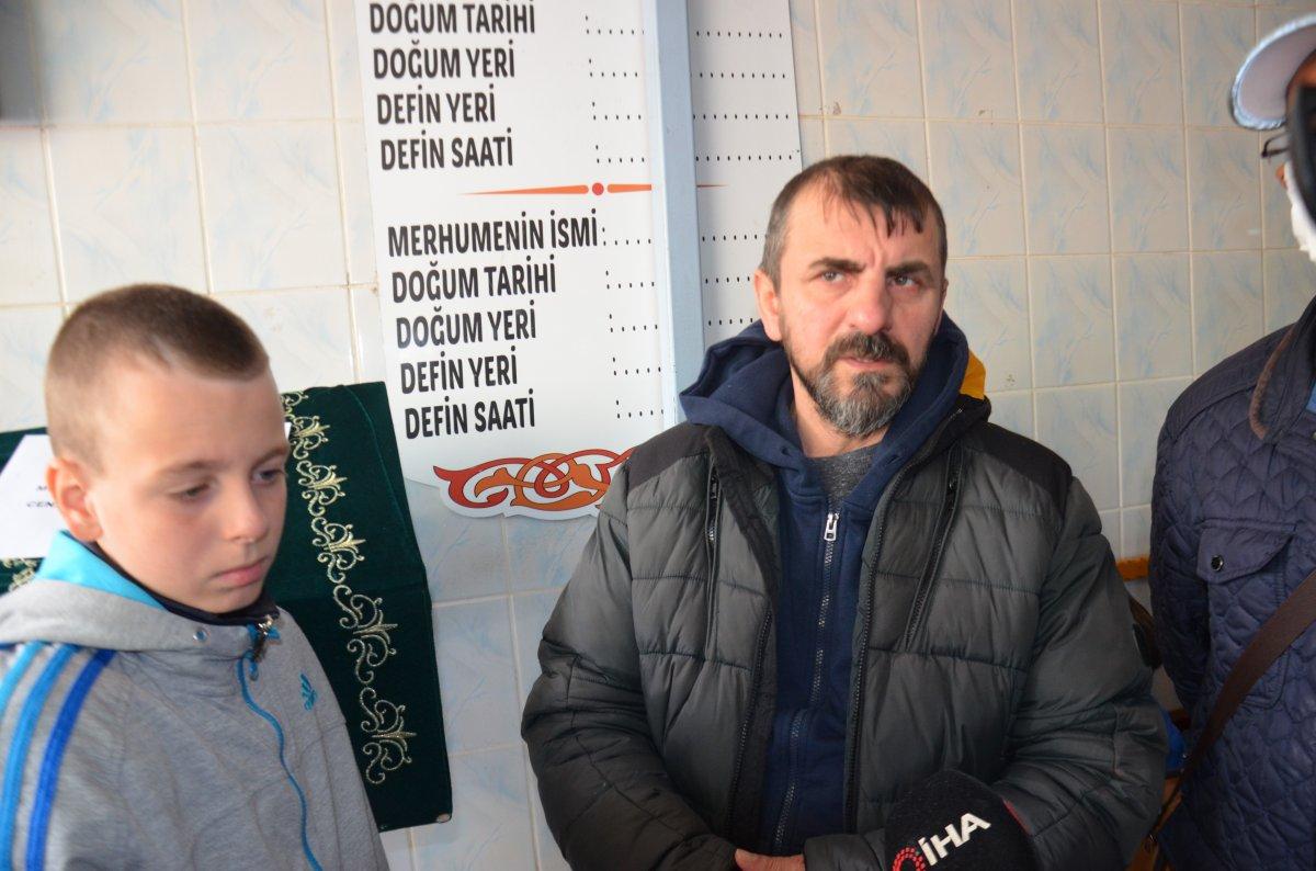 Yalova'da 7 yaşındaki çocuklarını trafik kazası sonucu kaybettiler