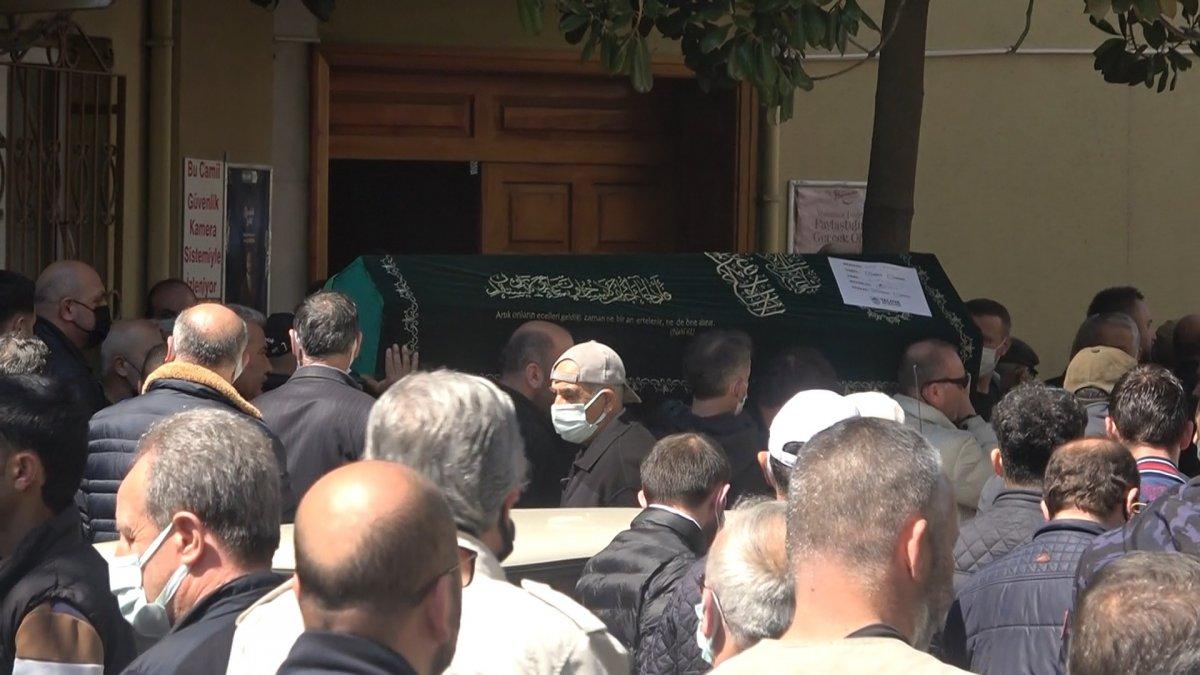 Yalova'da 7 yaşındaki çocuklarını trafik kazası sonucu kaybettiler