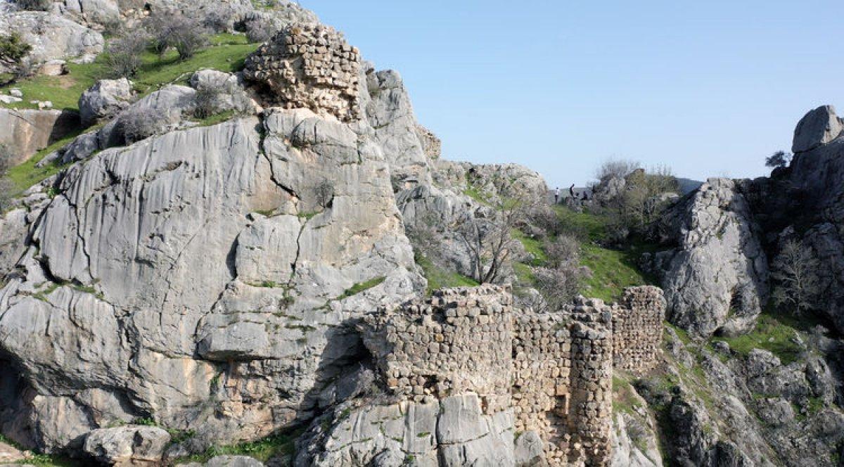 Fırat Nehri kıyısında 1800 yıllık askeri gözetleme kulesi tespit edildi