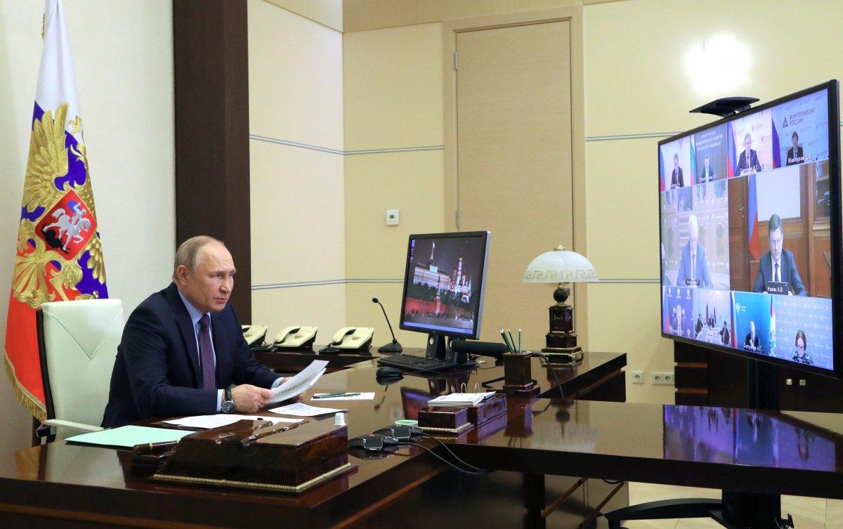 Vladimir Putin: Bankalar doğalgaz ödemelerini erteliyor