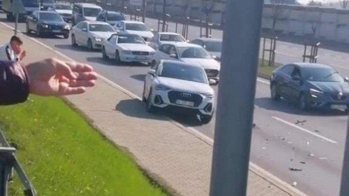 Montero trafik kazası geçirdi