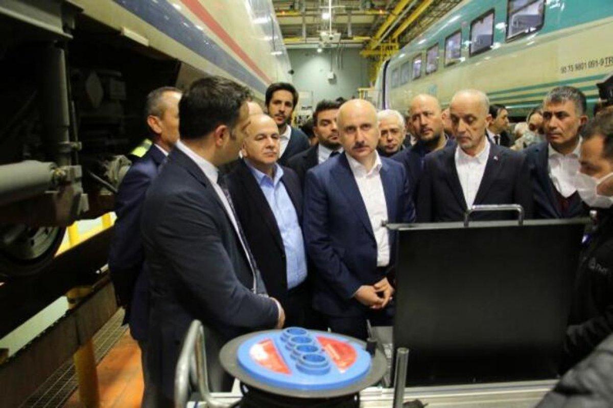 Adil Karaismailoğlu: Yıl sonuna doğru Ankara-Sivas YHT hattını açıyoruz