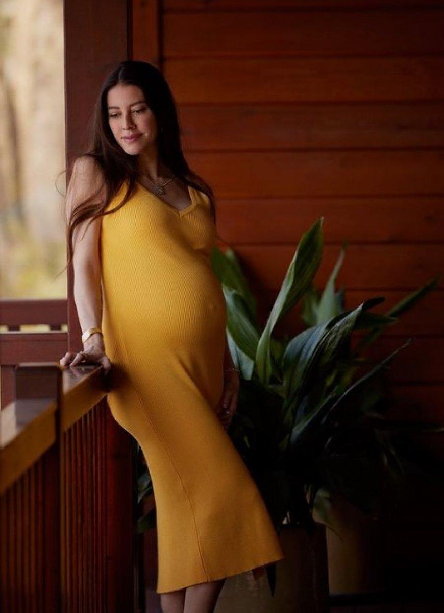 Başak Dizer'den yeni hamilelik pozları