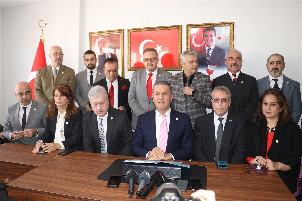 Mustafa Sarıgül'den muhalefete: 1,5 yıldır Türkiye'yi aldattılar