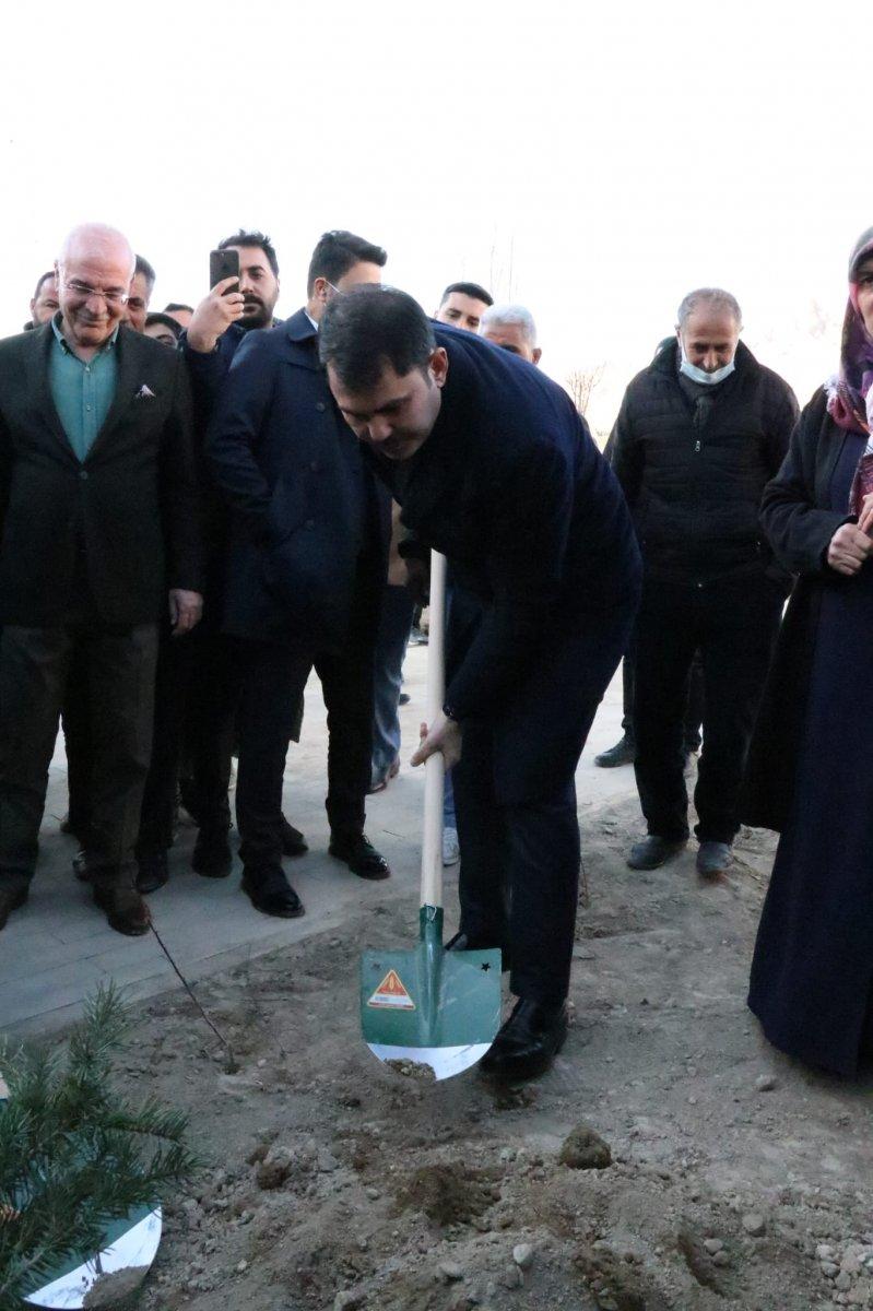 Murat Kurum: Büyük ve güçlü Türkiye'nin inşasını tamamlayacağız