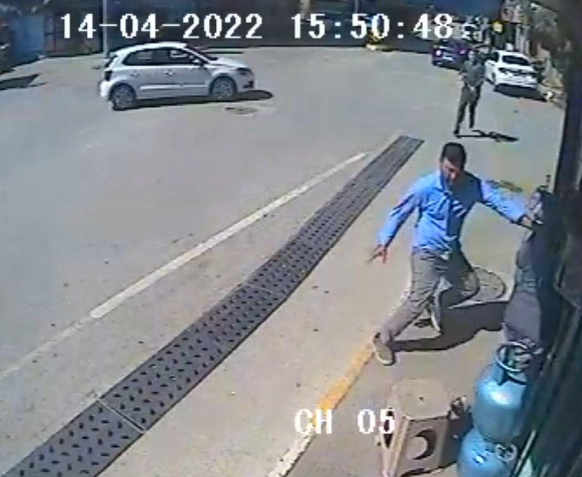 Antalya'da pompalı tüfekli saldırı anı kamerada