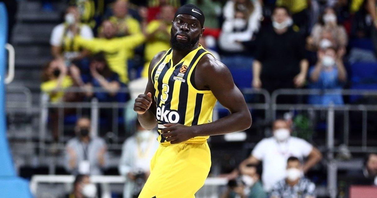 Fenerbahçe'de Marial Shayok ile yollar ayrıldı