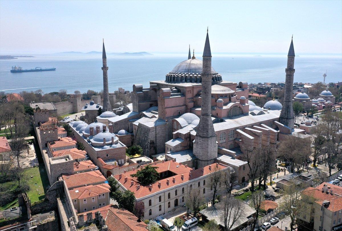 Ayasofya Medresesi: Tarihi, konumu, özellikleri, ilk hocası...