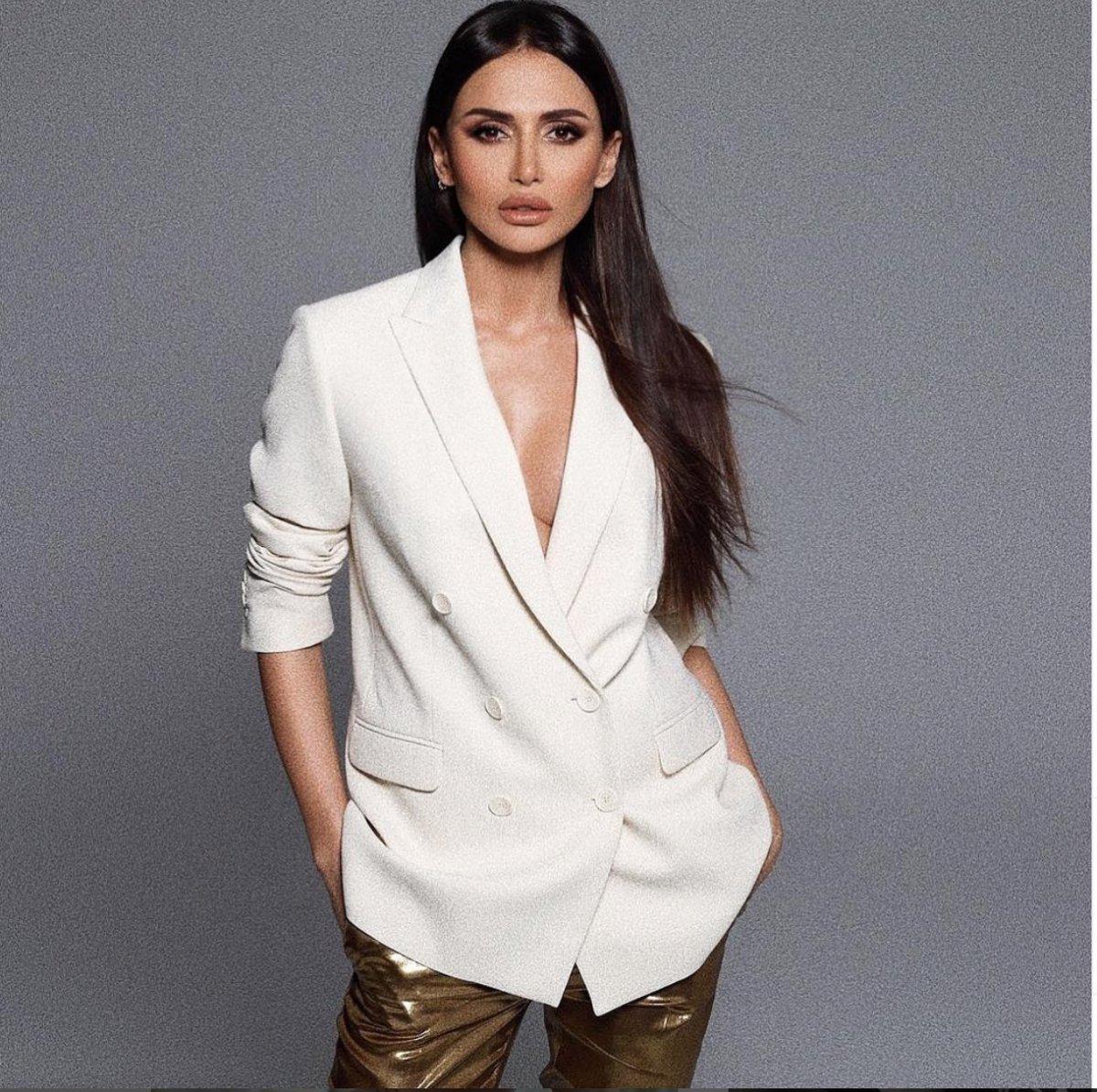 Emina Jahovic: Oruç tutuyorum