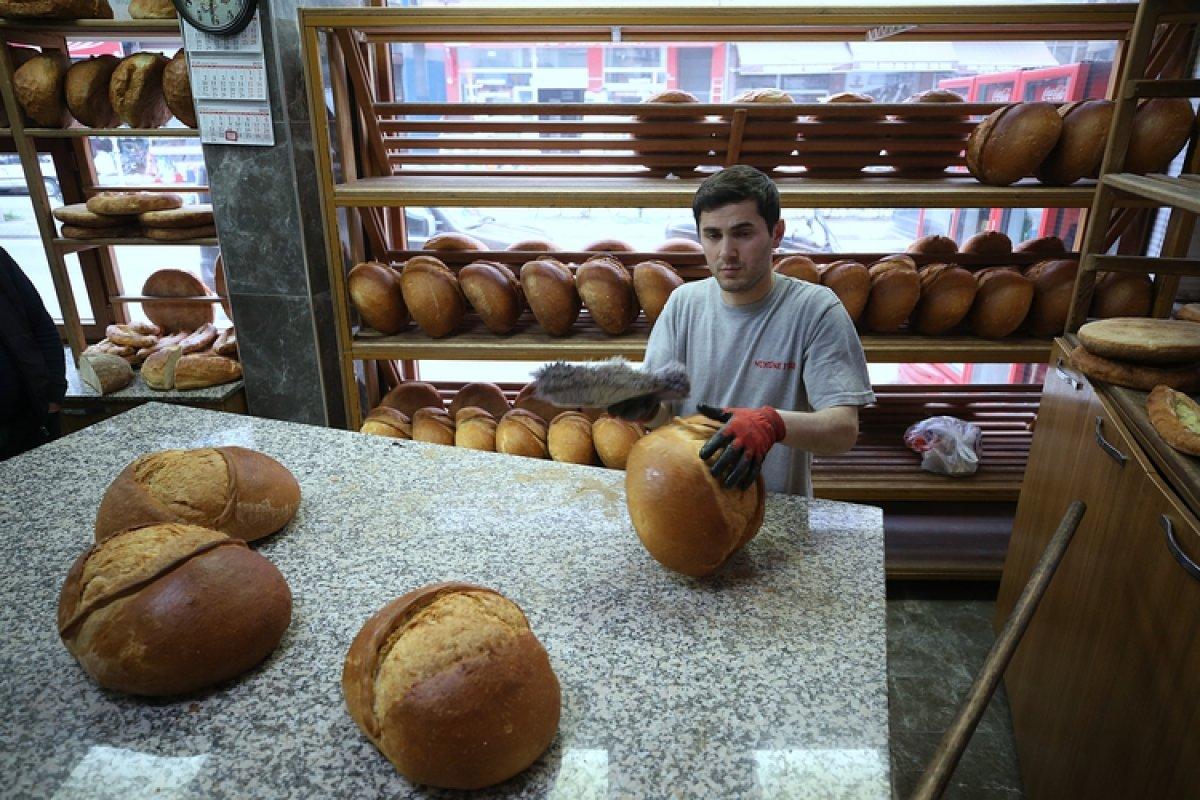 Trabzon'un Vakfıkebir ekmeği 1,5 asırlık lezzet olarak yerini koruyor