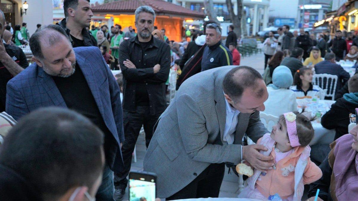 İHH, Sakarya’da yetim çocuklar için iftar programı düzenledi