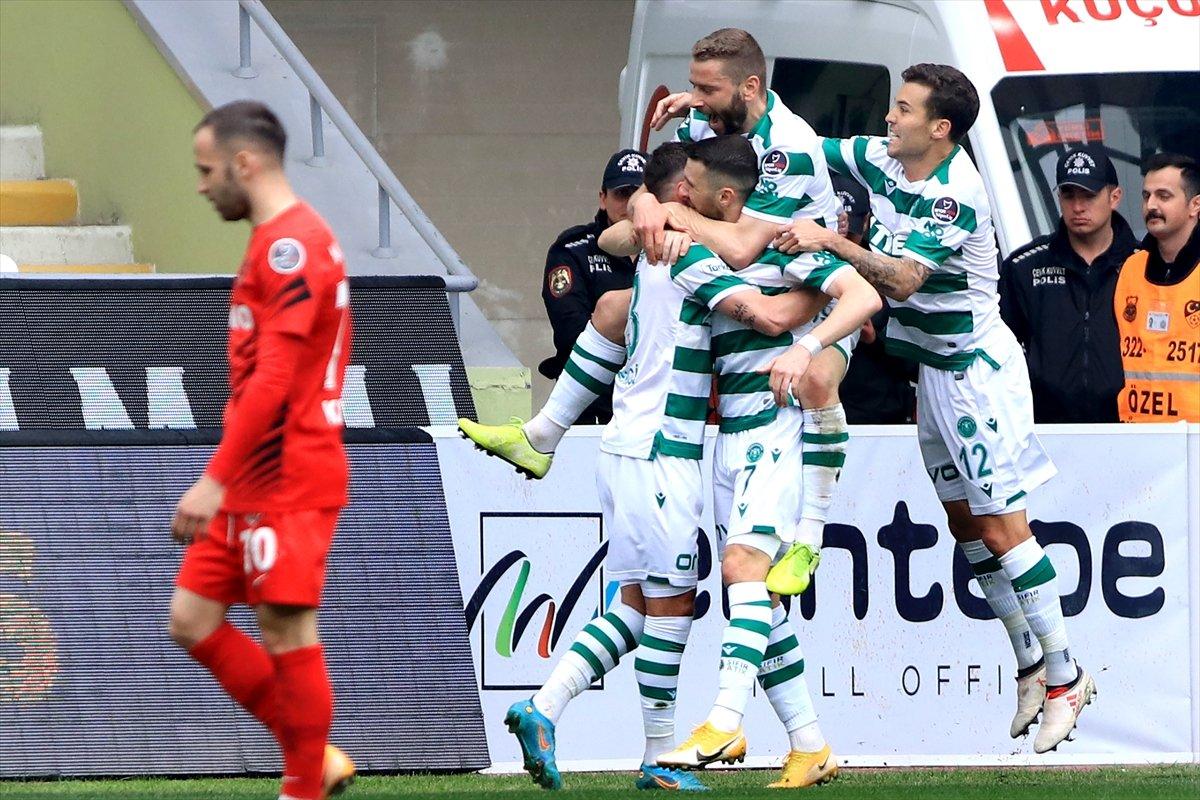 Konyaspor, Gaziantep'i 4 golle mağlup etti