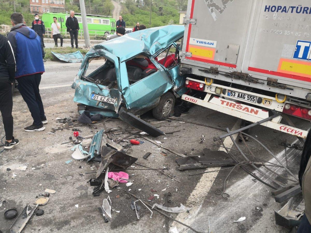 Trabzon’da 25 yaşındaki gencin öldüğü feci kaza kamerada