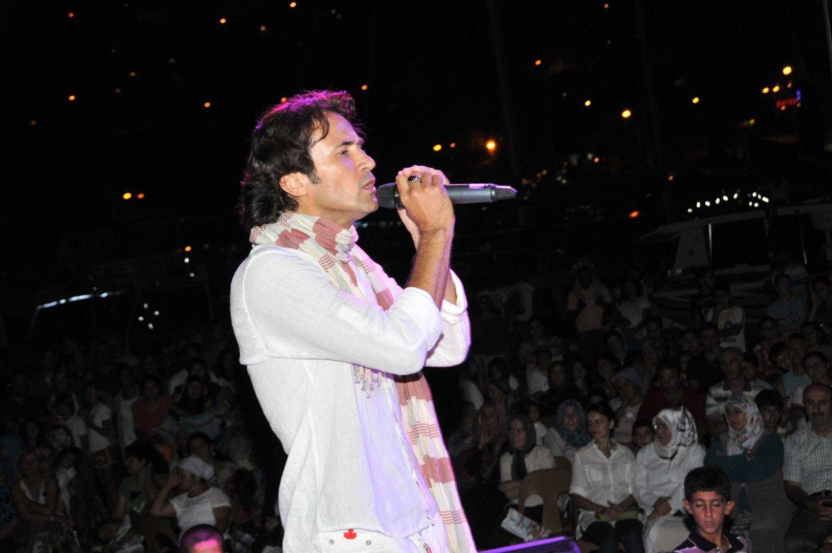 Antalya'da meslekten ihraç edilen rockçı imam, AİHM'e başvurdu