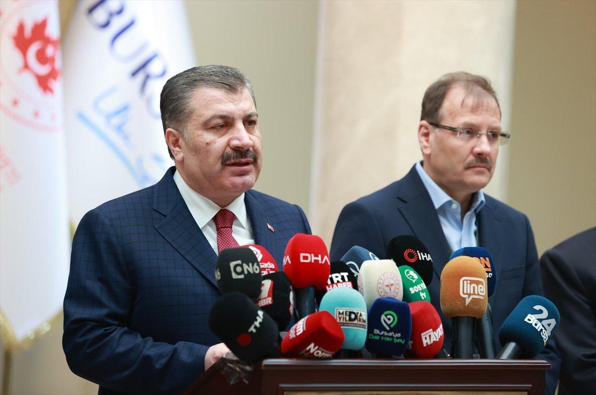 Fahrettin Koca: Kısıtlamalar değil, kişisel tedbirler devreye girecek