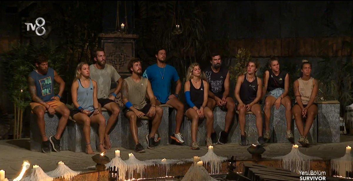 Survivor All Star'da 'Barış kadın dövüyor' iddiası