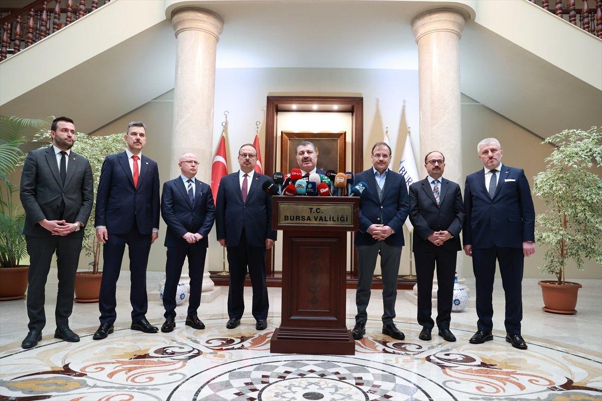 Fahrettin Koca: Kısıtlamalar değil, kişisel tedbirler devreye girecek