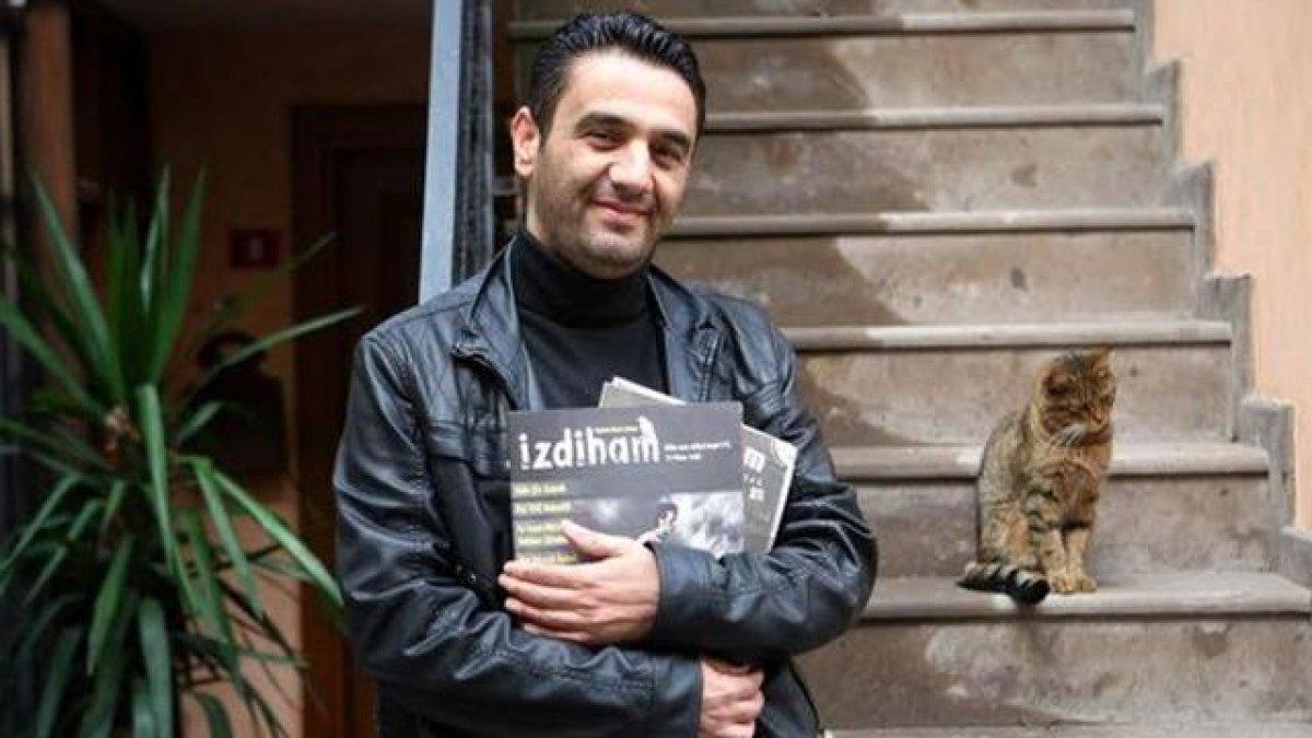 Şair Bülent Parlak hayatını kaybetti