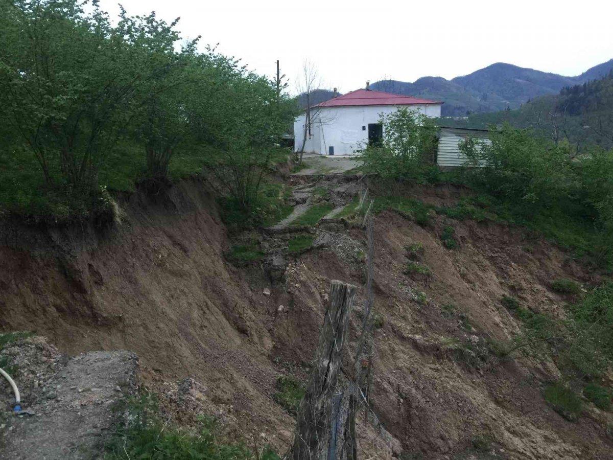 Trabzon'daki heyelanların sayısı 100'ü geçti