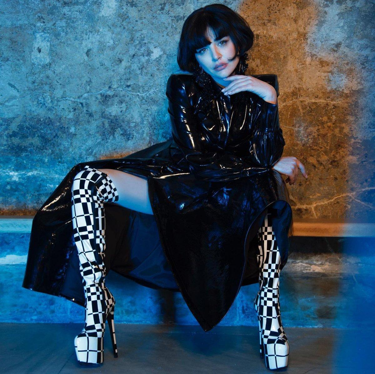 Gonca Vuslateri'den annelik itirafı