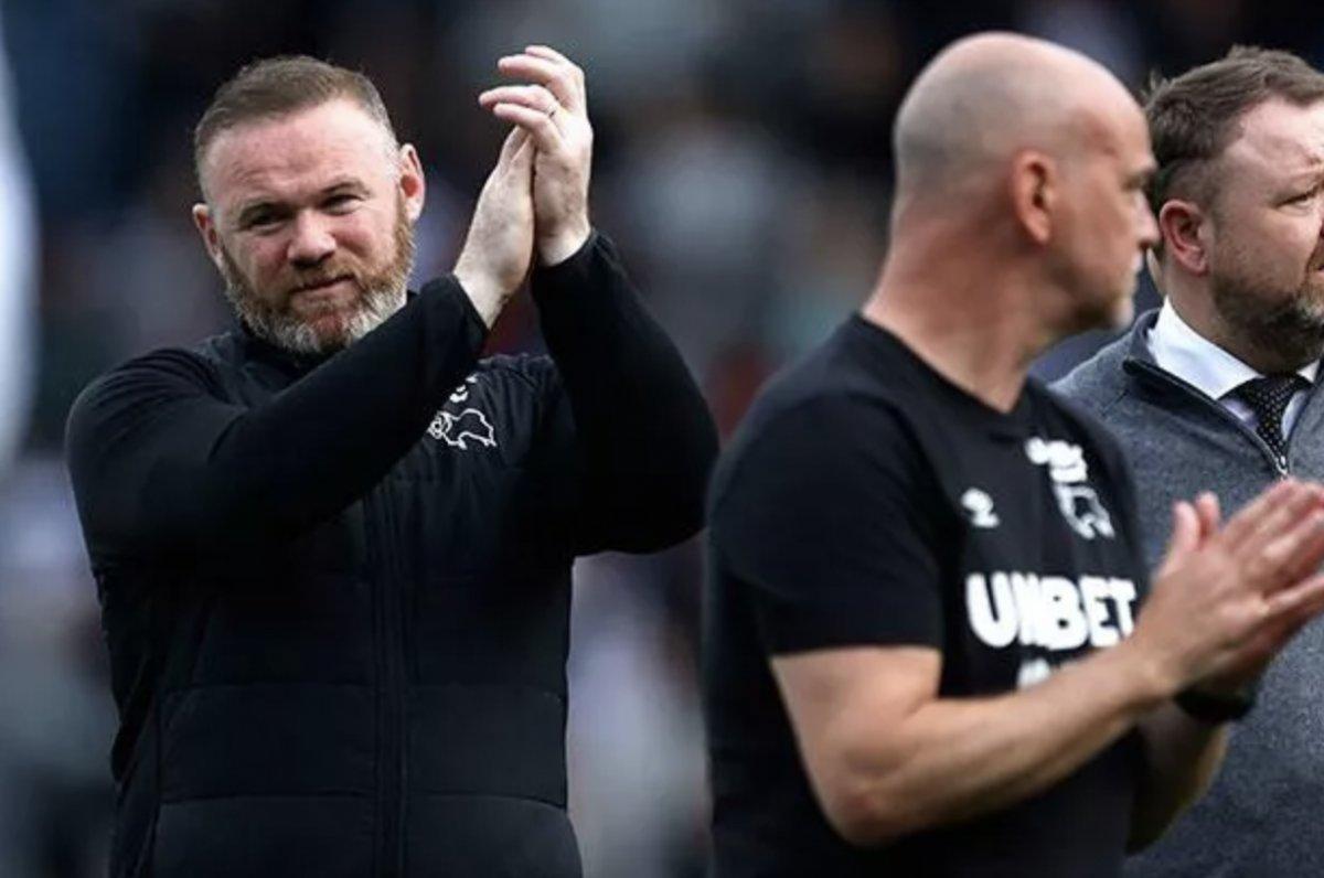 Rooney'nin başında olduğu Derby County küme düştü