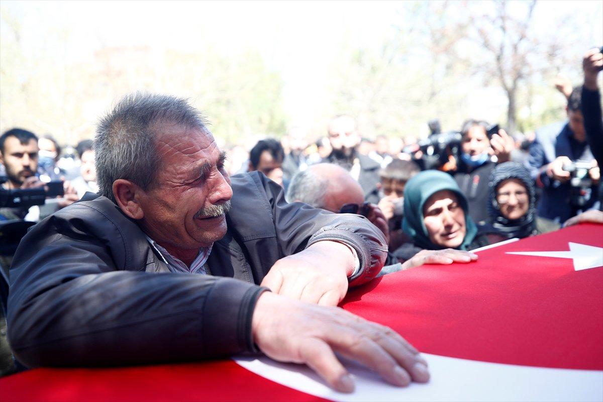 Şehit üsteğmen Ömer Delibaş son yolculuğuna uğurlandı