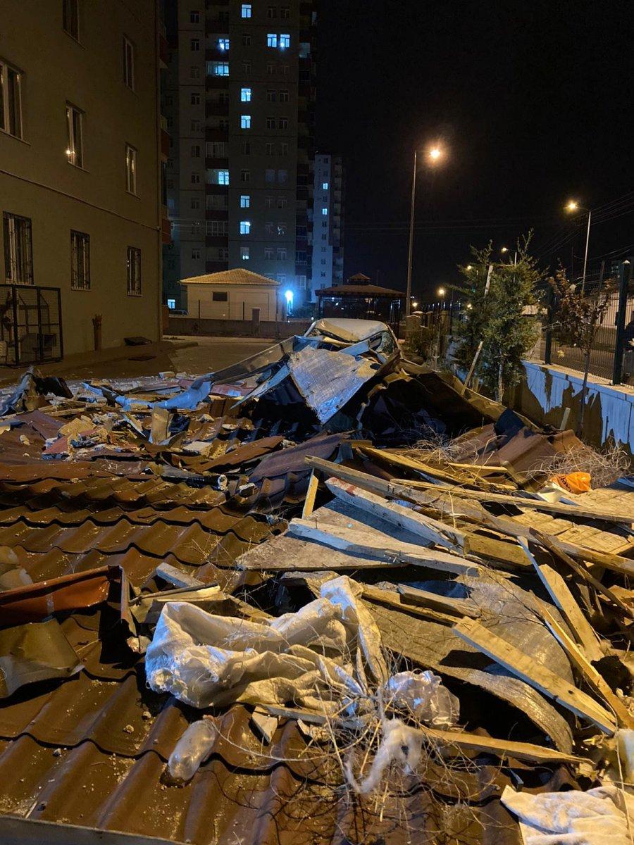 Kayseri'de üzerine çatı düşen engelli öldü