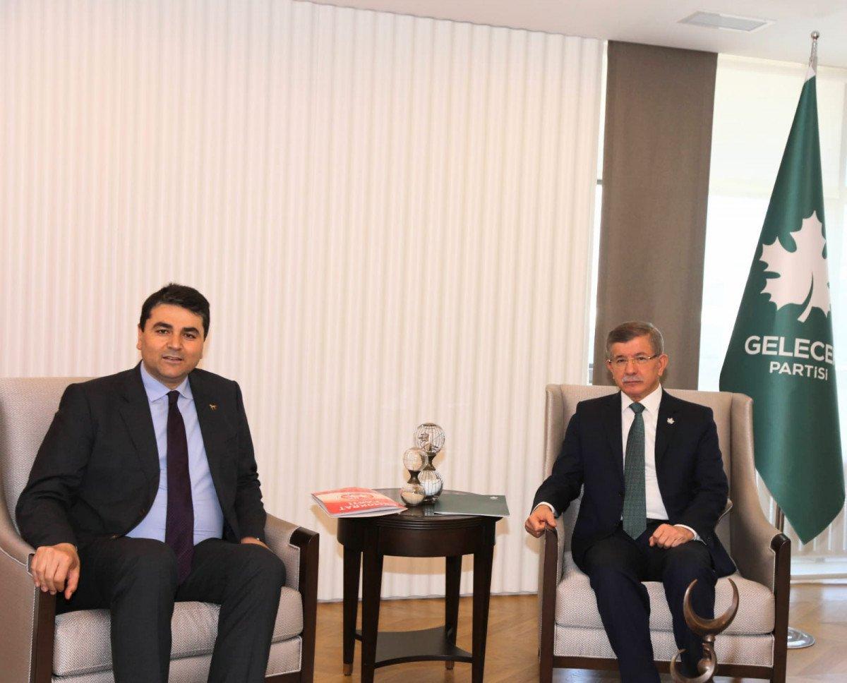 Ahmet Davutoğlu, Gültekin Uysal ile görüştü