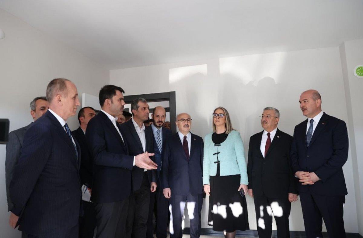 Murat Kurum: İzmir'de 13 bin 500 konut inşa edildi